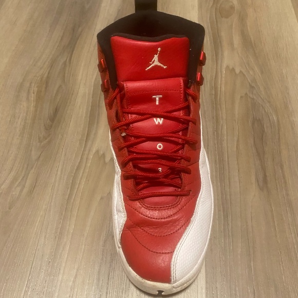 Just like New, rarely worn Jordan’s. Excellent condition - Picture 2 of 9